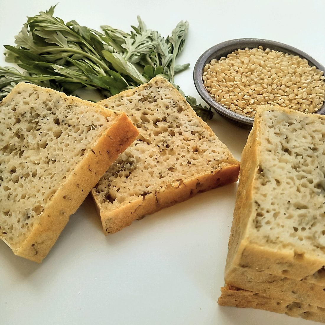 薬草の角食が玄米にグレードアップします。