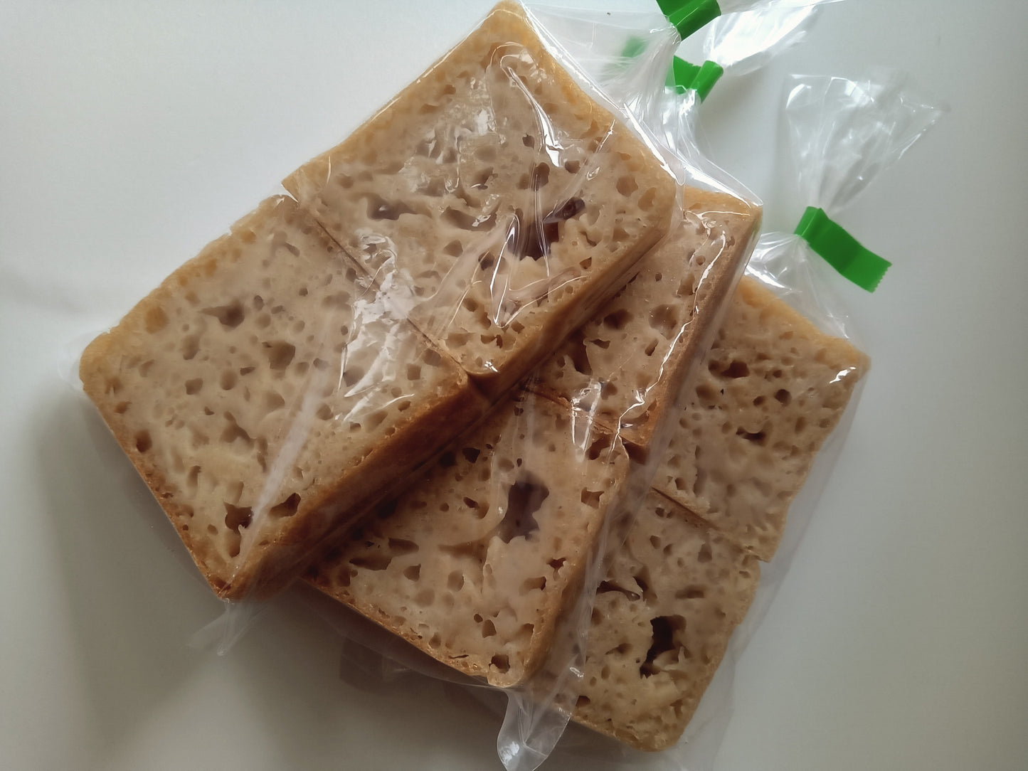 玄米  有機味噌 （スライス２枚） ミニパン　砂糖・油不使用