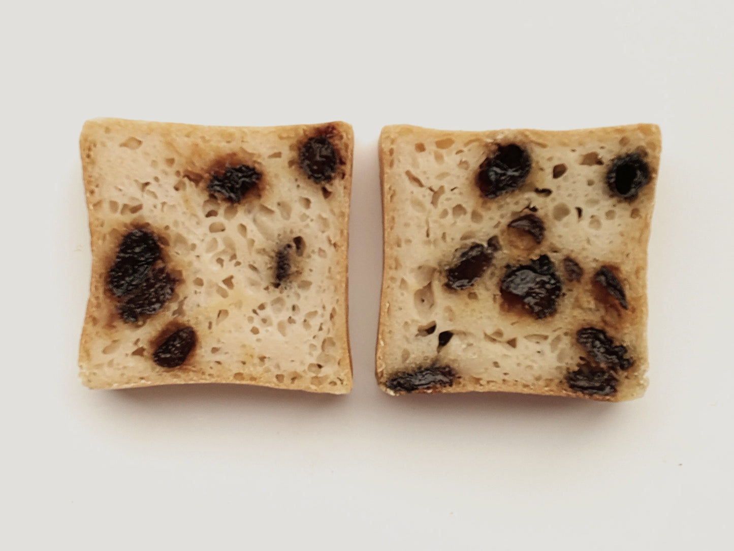 玄米レーズン （スライス２枚）ミニパン　砂糖・油不使用