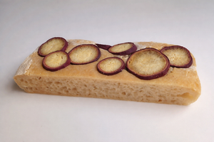 玄米さつまいもフォカッチャ　ミニパン　砂糖不使用、オリーブオイル使用（MOA自然農法玄米）